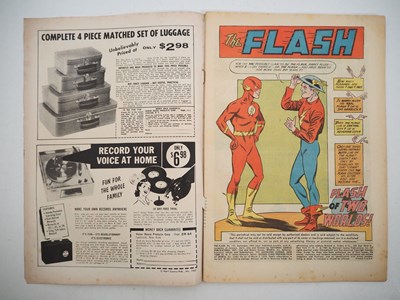 Lot 106 - FLASH #123 (1961 - DC) - Key issue which...