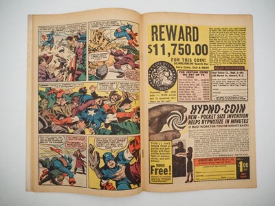 Lot 462 - AVENGERS #4 (1964 - MARVEL - UK Price Variant)...