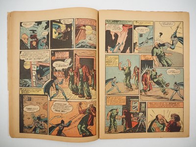 Lot 490 - BATMAN #1 (1940 - DC) - Featuring the first...
