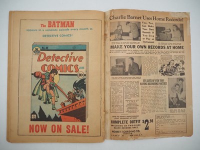 Lot 490 - BATMAN #1 (1940 - DC) - Featuring the first...