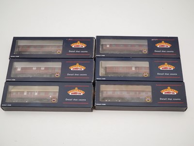 Lot 134 - A group of BACHMANN OO gauge BR MK1 passenger...