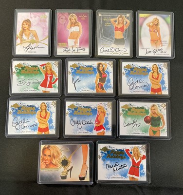 Lot 426 - BENCHWARMERS series (2012) - 12 trading cards...
