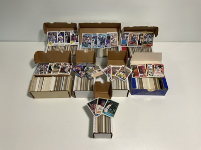 Lot 532 - BASEBALL - A group of baseball trading cards...