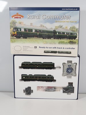 Lot 21 - A BACHMANN OO gauge 30-160 'Rural Commuter'...