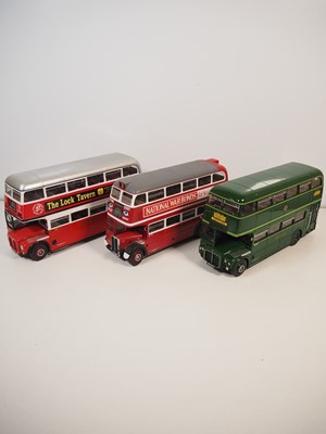 Lot 416 - SUNSTAR group of unboxed 1:24 scale diecast...