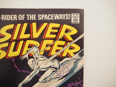 Lot 402 - SILVER SURFER #4 (1969 - MARVEL) - John...