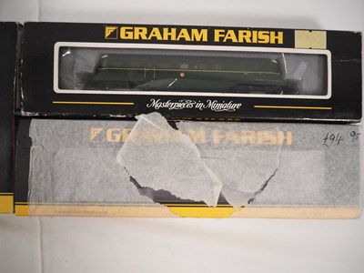 Lot 13 - GRAHAM FARISH - N gauge class 108 DMU in BR...
