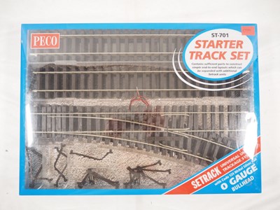 Lot 339 - PECO - An O gauge ST-701 starter track set,...
