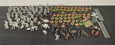 Lot 576 - A selection of vintage Warhammer Lord of the...
