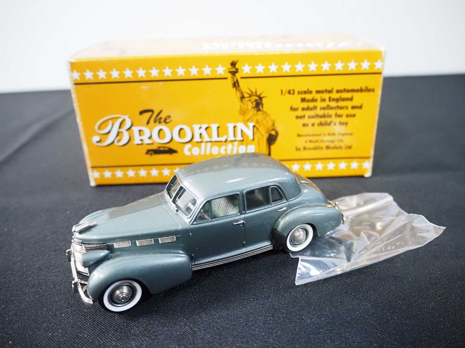 Lot 135 - THE BROOKLIN COLLECTION BRK 86 hand-built