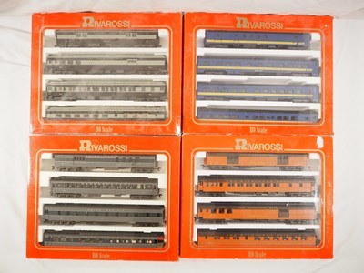 Lot 32 - RIVAROSSI HO gauge American Outline passenger...