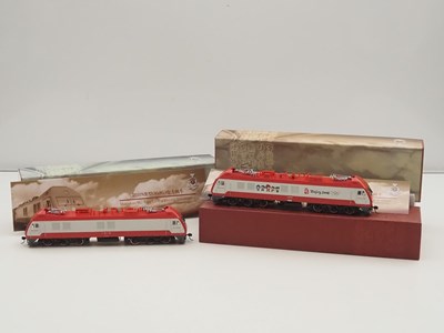 Lot 39 - BACHMANN HO gauge a pair of Chinese Outline...