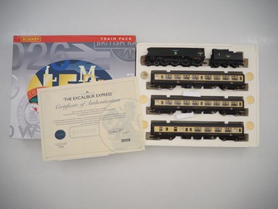 Lot 115 - HORNBY OO gauge R2308M 'The Excalibur Express'...