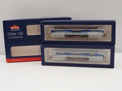 Lot 125 - BACHMANN OO gauge 32-936 Class 150/2 2-car DMU...