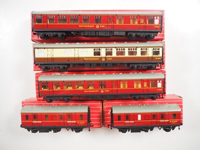 Lot 148 - OO gauge HORNBY DUBLO group of restaurant cars...