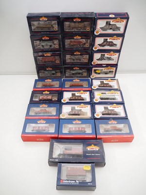 Lot 173 - BACHMANN OO gauge mixed wagons in various...