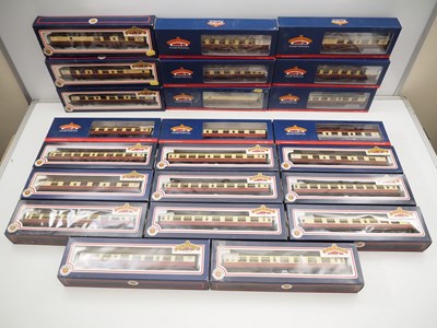 Lot 176 - BACHMANN OO gauge passenger coaches all in BR...