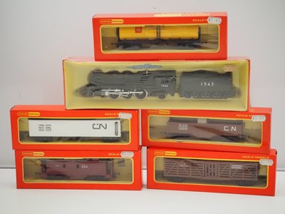 Lot 199 - HORNBY OO gauge Canadian Issue items...