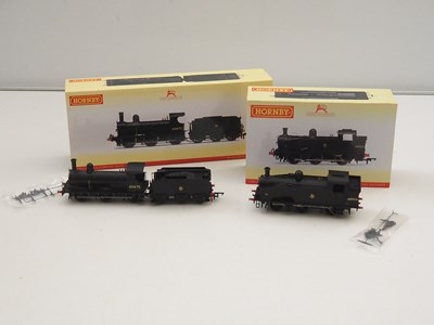 Lot 215 - HORNBY OO gauge pair of steam locomotives...
