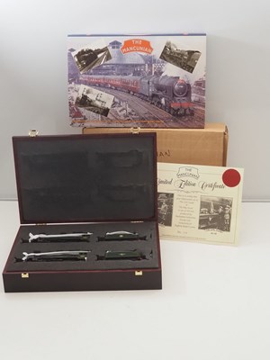 Lot 241 - BACHMANN OO gauge 31-275Y twin steam...