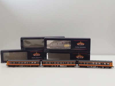 Lot 248 - BACHMANN OO gauge 32-910Z Class 107 3-car DMU...