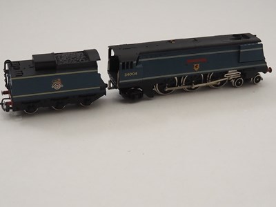 Lot 268 - WRENN OO gauge W2268 Bulleid Pacific steam...