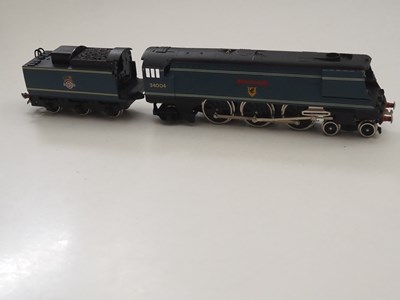 Lot 268 - WRENN OO gauge W2268 Bulleid Pacific steam...
