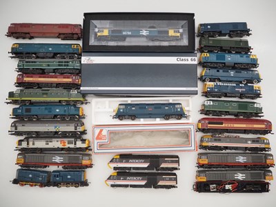 Lot 279 - A group of OO gauge diesel locomotives by...