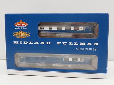 Lot 287 - A BACHMANN OO gauge 31-255DC Midland Pullman 6...