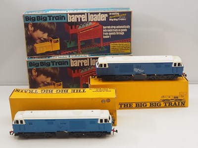 Lot 289 - TRIANG BIG BIG TRAIN - A pair of O gauge...