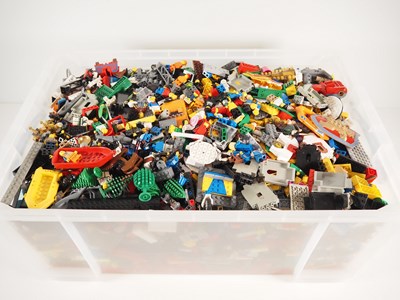 Lot 327 - LEGO: Unboxed 'brick n mix' assorted sizes and...