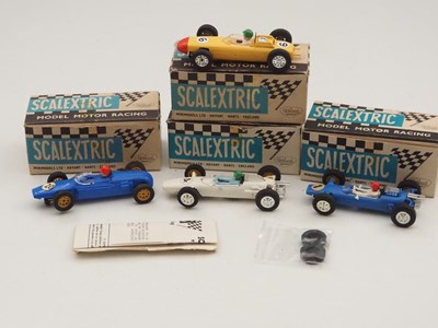 Lot 358 - SCALEXTRIC 1:32 scale vintage slot cars...