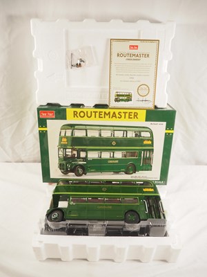 Lot 435 - SUNSTAR 1:24 scale diecast Routemaster bus...
