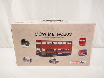 Lot 441 - GILBOW 1:24 scale diecast MCW Metrobus in...