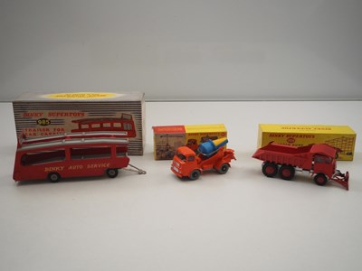 Lot 534 - DINKY diecast lorries comprising 959 Foden...