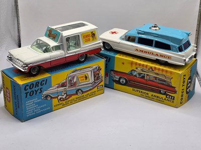 Lot 592 - CORGI - A pair of diecast vehicles comprising...