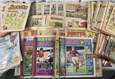 Lot 301 - A large quantity of mixed British comics...