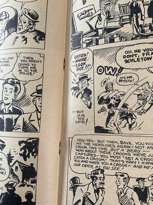 Lot 224 - BETTER COMICS vol. 3 #1 (Dec-Jan 1943 / 44,...