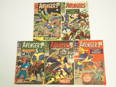 Lot 369 - AVENGERS #31 to 35 (5 in Lot) - (1966/1967 -...