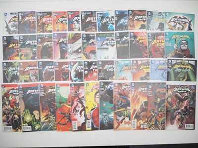 Lot 381 - BATMAN AND ROBIN VOL.2 #0 to 40 + ANNUAL #1, 2,...