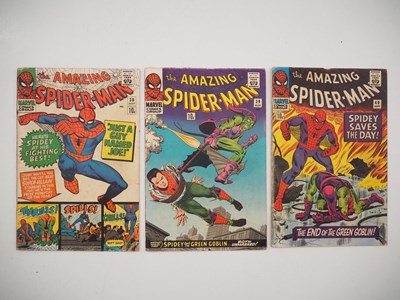 Lot 439 - AMAZING SPIDER-MAN #38, 39, 40 (3 in Lot) -...