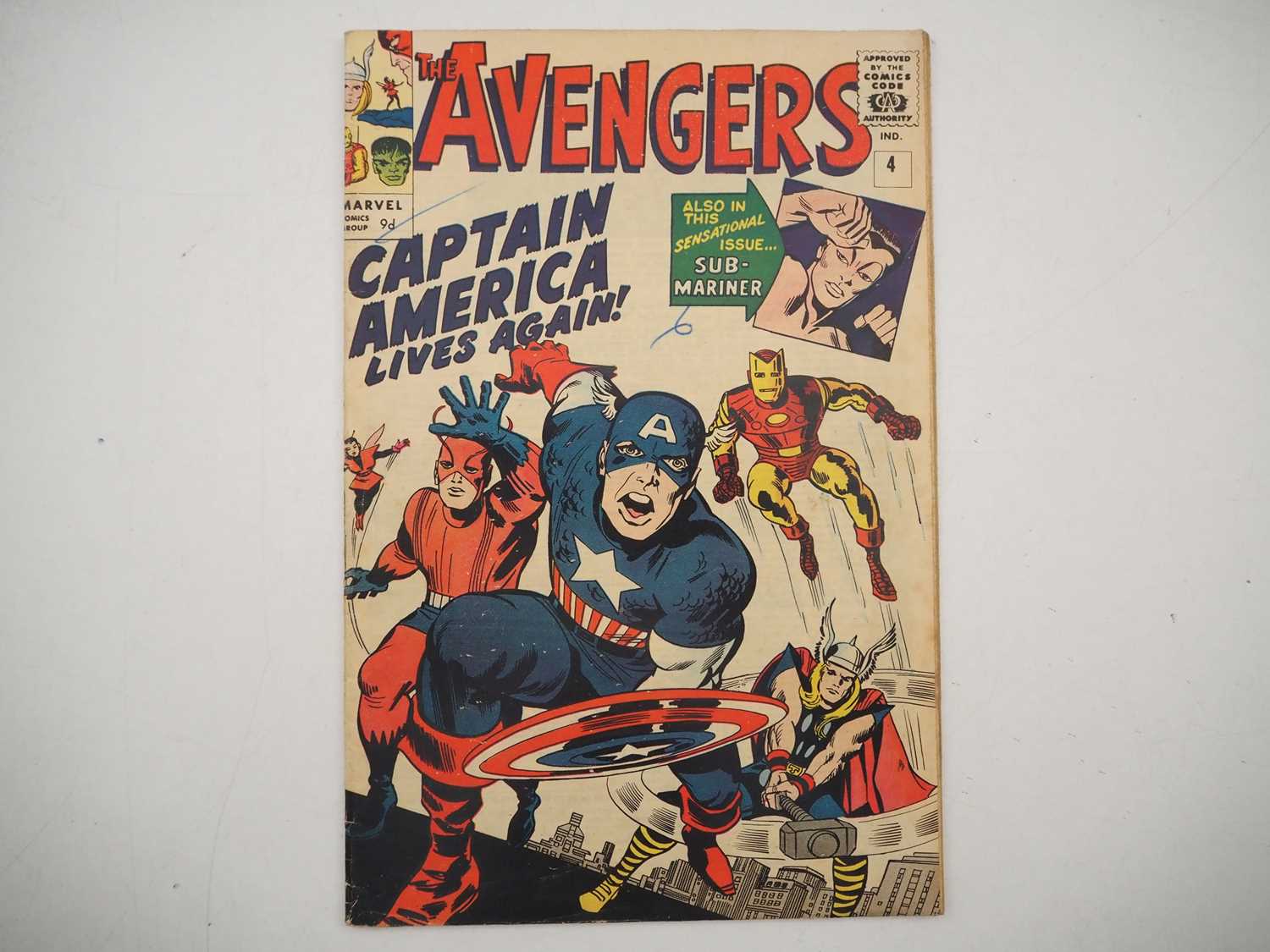 Lot 453 - AVENGERS #4 (1964 - MARVEL - UK Price Variant)...