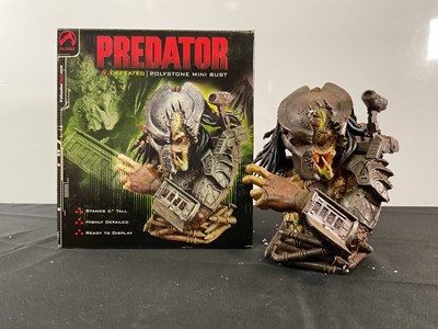 Lot 538 - PALISADES PREDATOR 'Defeated' mini bust,...