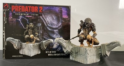 Lot 550 - PALISADES PREDATOR 2 'Triumphant' statue...