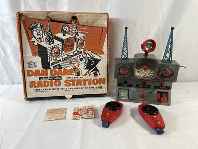 Lot 109 - MERIT DAN DARE SPACE CONTROL RADIO STATION (J...