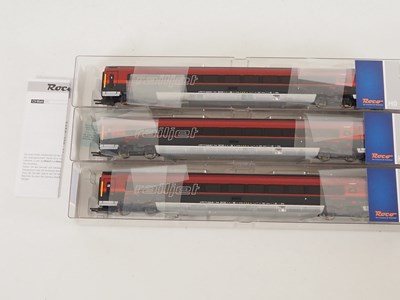 Lot 74 - ROCO HO gauge 64127 Austrian outline 3 car add-...