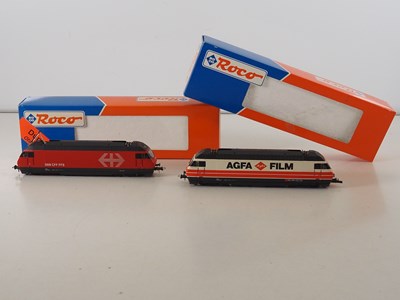 Lot 98 - ROCO - A pair of HO gauge Swiss outline Re460...