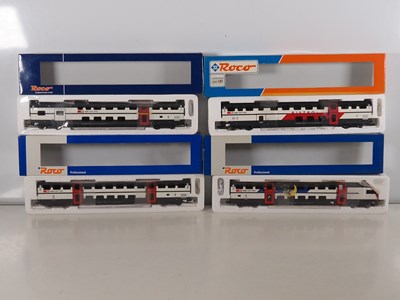 Lot 100 - ROCO - A rake of HO gauge Swiss outline IC2000...