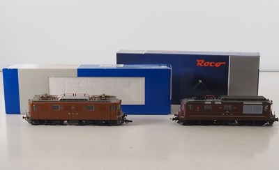 Lot 103 - ROCO - A pair of HO gauge Swiss outline Re 4/4...