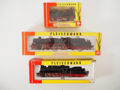 Lot 115 - FLEISCHMANN - a group of HO gauge boxed German...